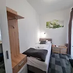 Hotel Helena & 3*