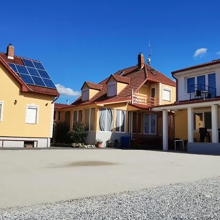 فندق Helena & 3*