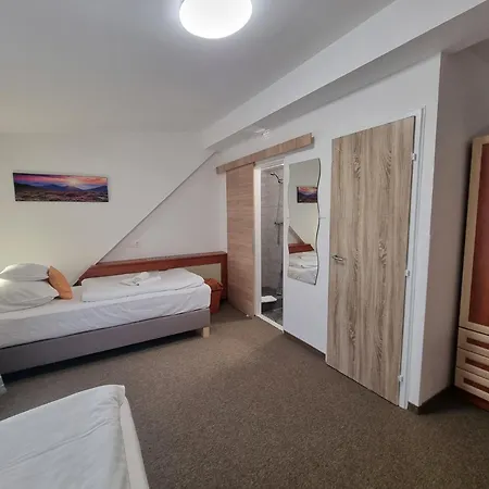 Hotel Helena & Levél