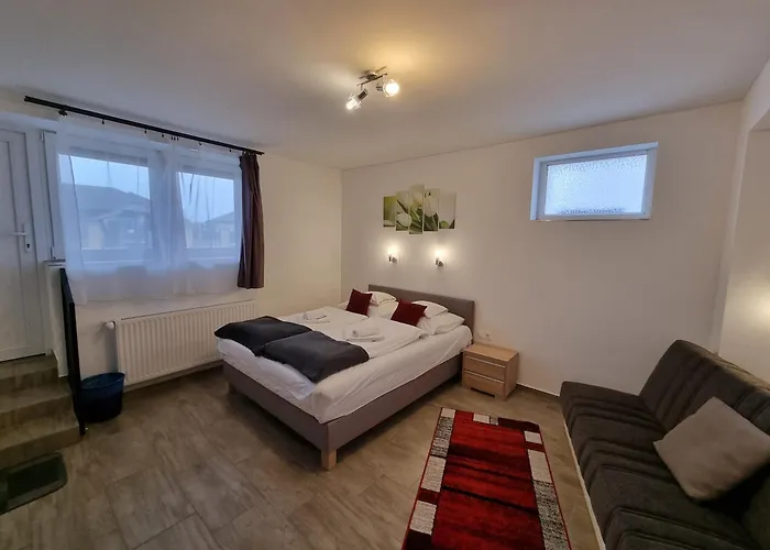 Hotel Helena & 3*
