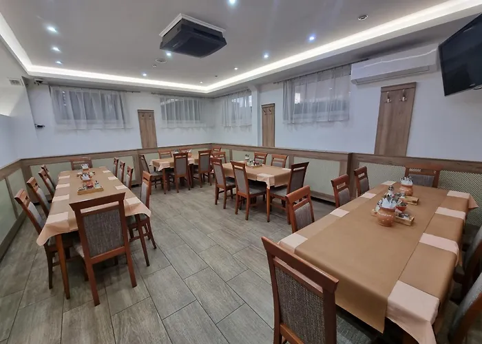 Hotel Helena & 3*